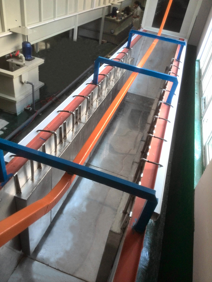 工業超聲波清洗機（粗清+精洗 、去污、除油、除銹、除蠟）支持非標定做
工業超聲波清洗機